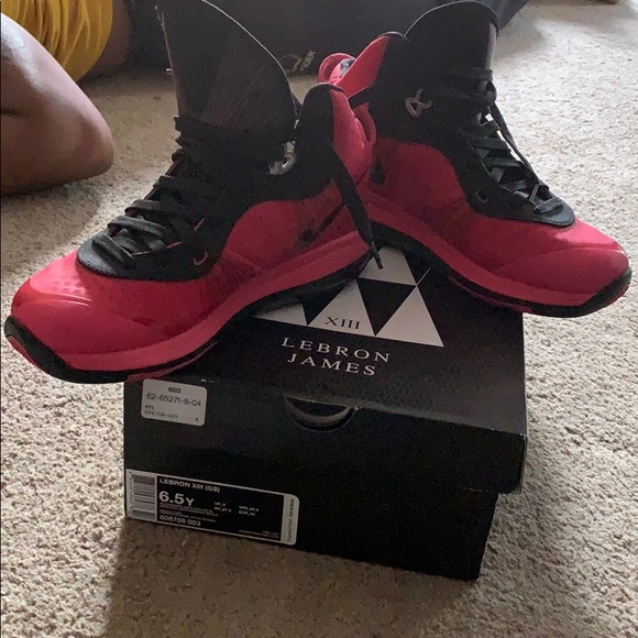 Lebron XIII - Picture 4 of 5